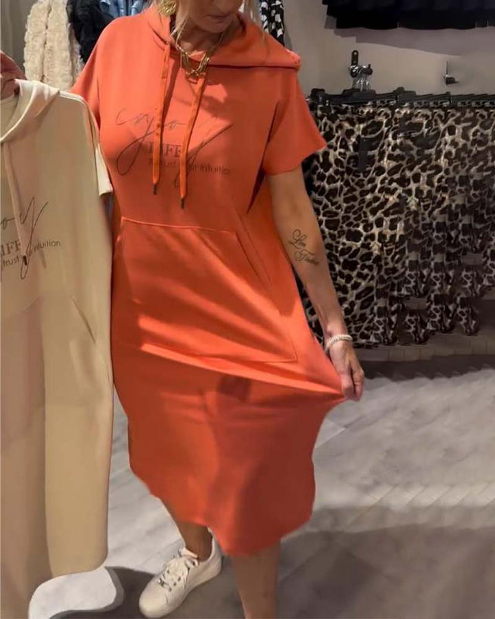 Nadia - Rochie Elegantă cu Glugă