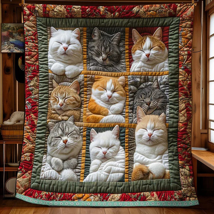 CozyCats - Pătură cu Imprimeu Pisici Regale Adormite