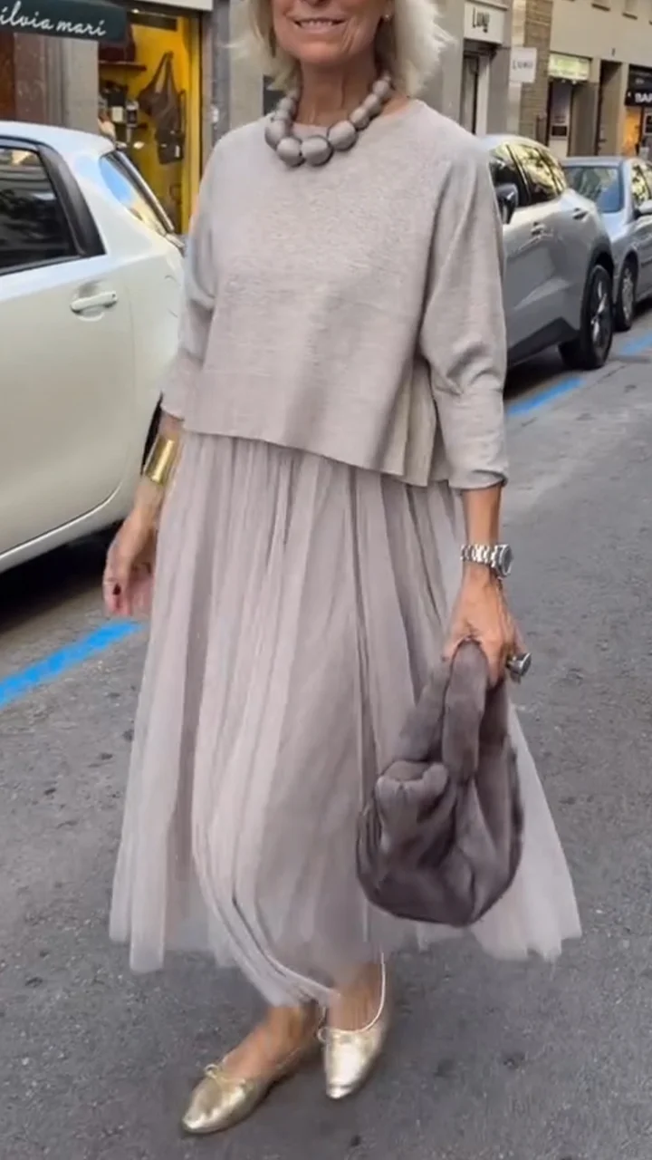 Efrata - Rochie Fermecătoare Din Satin cu Pulover Tricotat