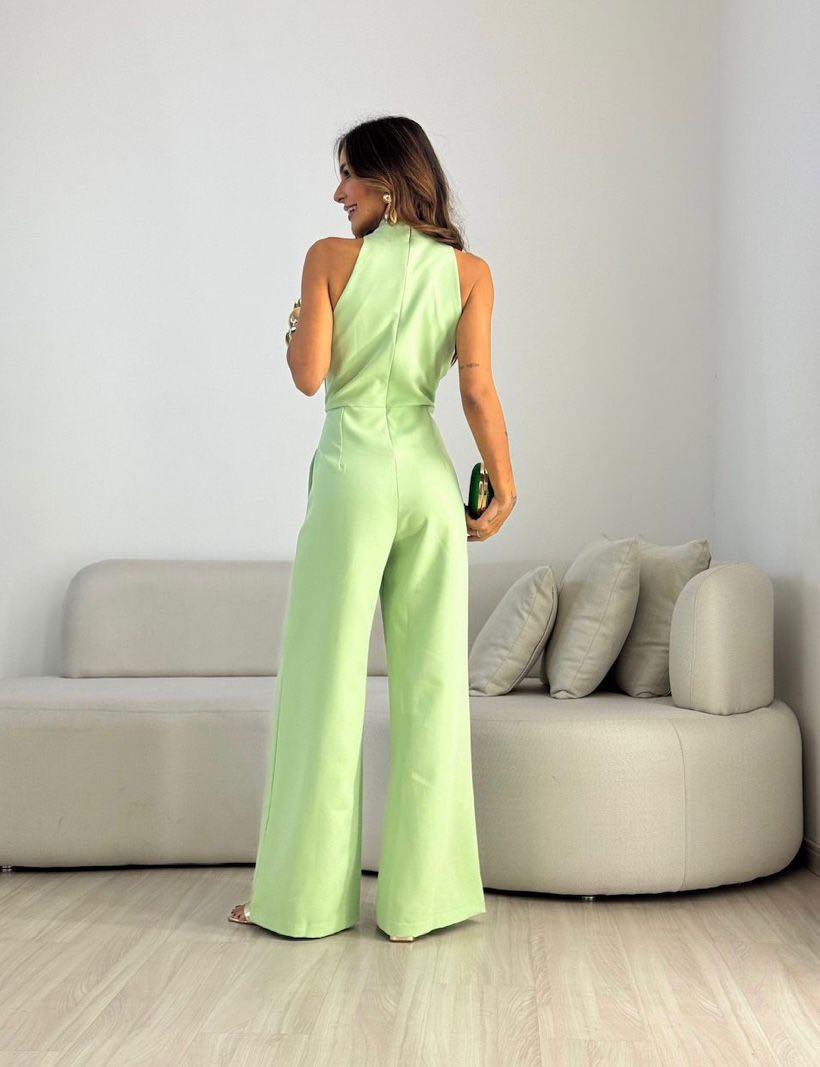 Kamwi - Salopetă Elegantă Cu Decolteu Drapat Și Pantaloni Largi