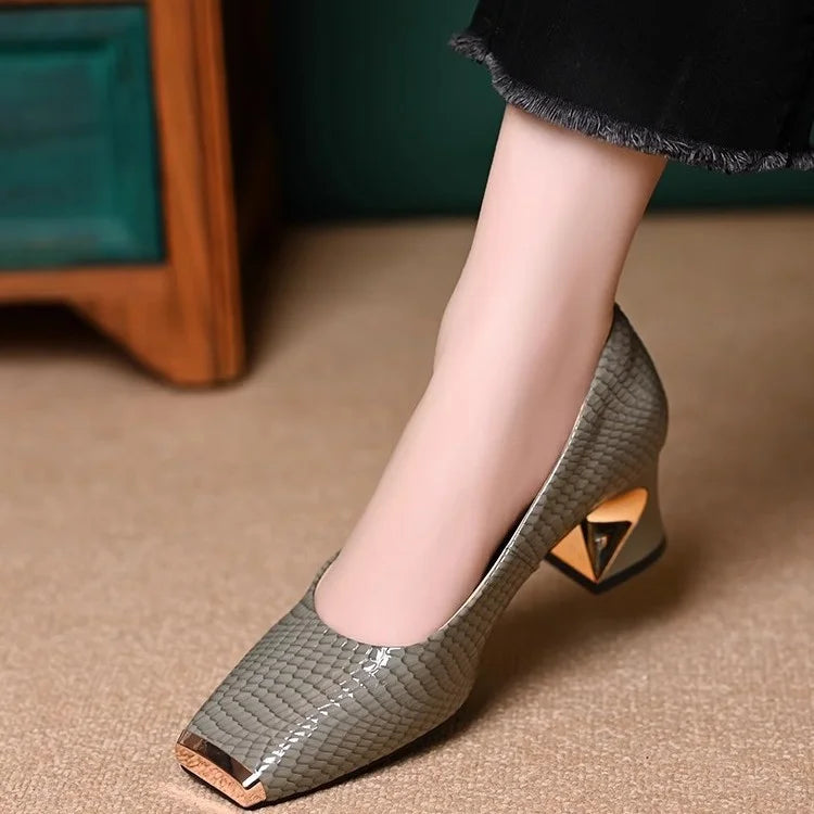 Merja – Pantofi Cu Toc Gros Și Model De Piele De Șarpe
