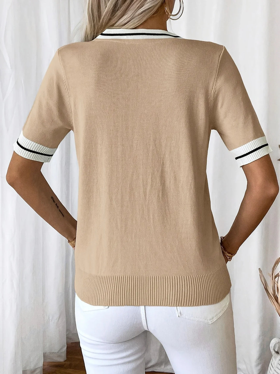 Brunella - Top eleganță Din Tricot Cu Decolteu In V