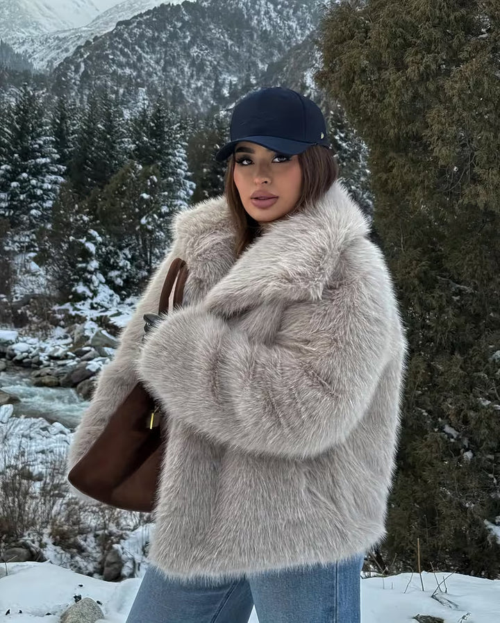 Zefina – Jachetă Oversized Din Blană Artificială, Cu Mâneci Lungi