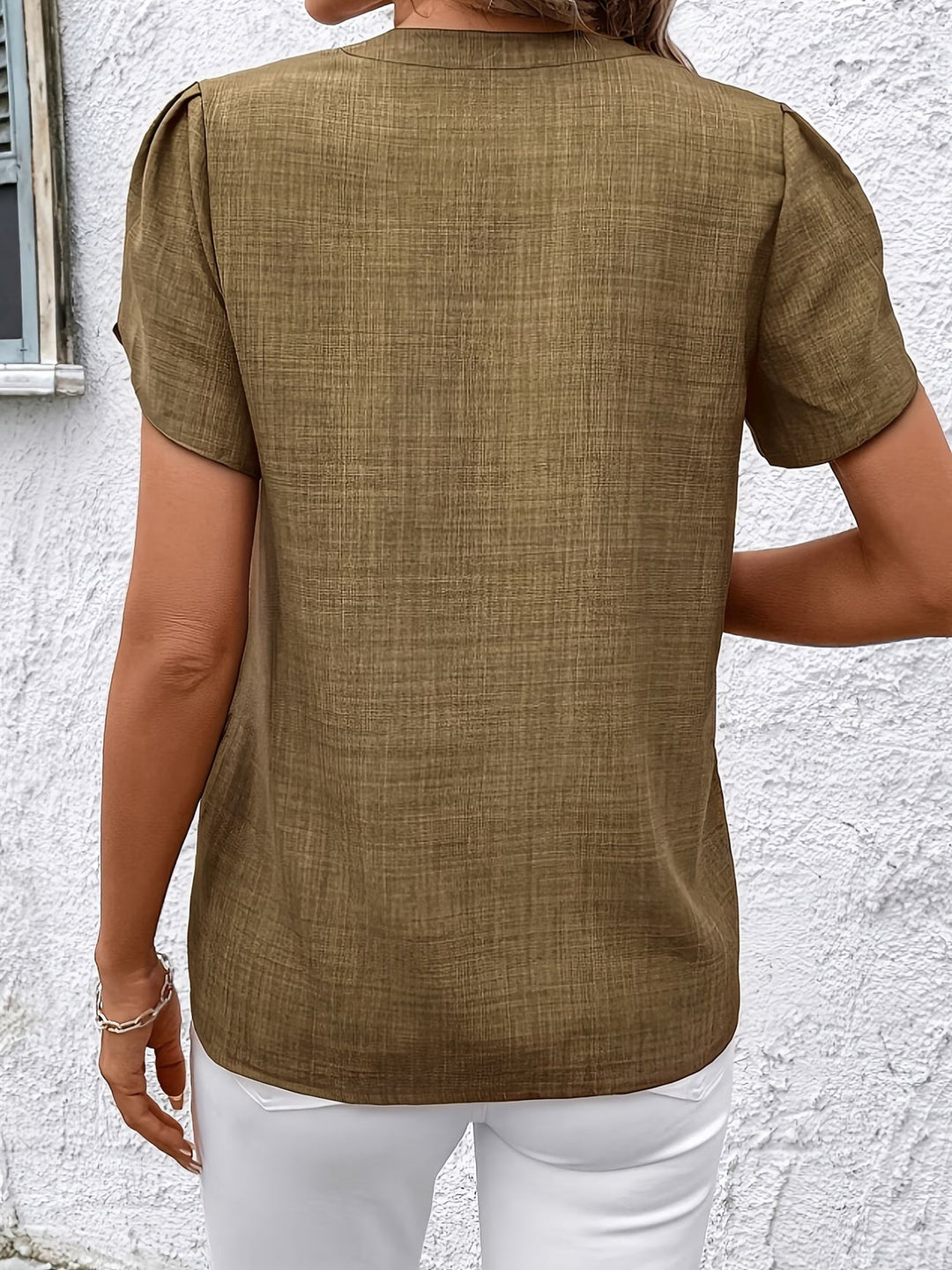 Kacey – Tricou Cu Mâneci Scurte Și Decolteu În V