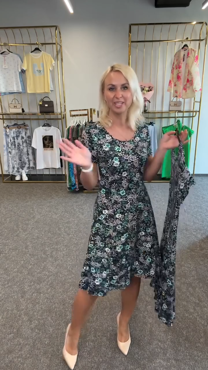 Ainsley - Rochie Elegantă Cu Guler Rotund Si Imprimeu