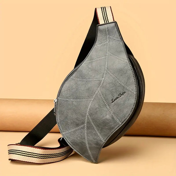 Carmela - Geantă Crossbody din Piele cu CureaReglabilă și Cataramă