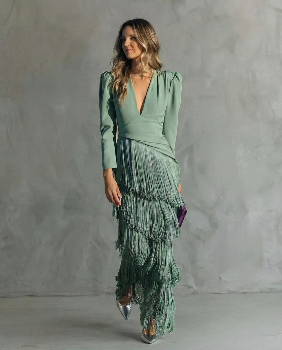 Nipuni - Rochie Elegantă cu Mâneci cu Franjuri