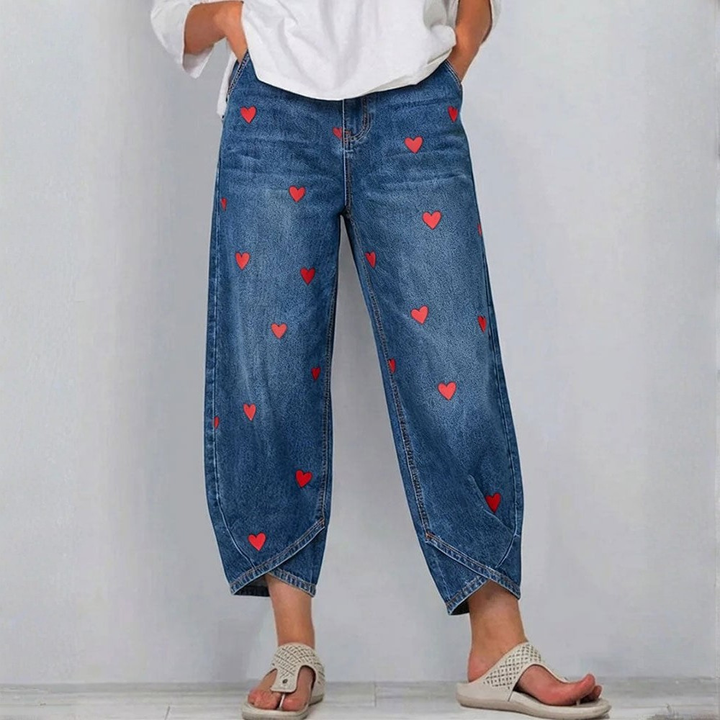 Raemaa - Pantaloni Din Denim Până la Gleznă Cu Imprimeu Cu Inimioare
