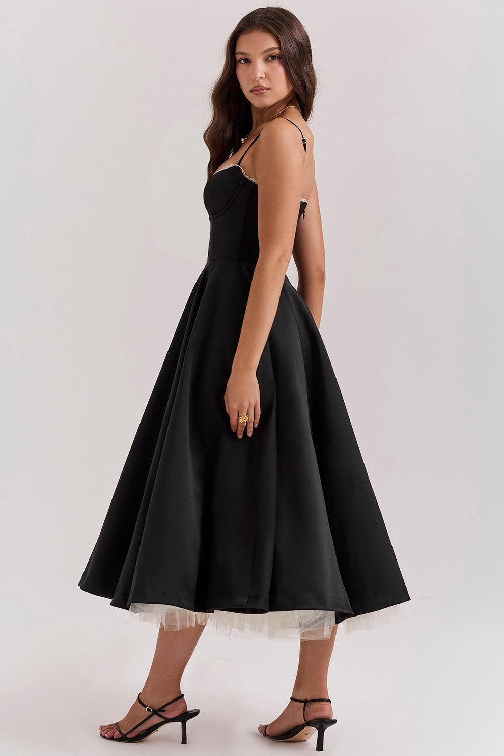 Arestina - Rochie Midi Din Tul La Modă