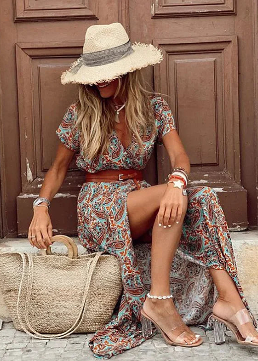 Briony - Rochie Lungă Cu Imprimeu Paisley Elegant Si Curea