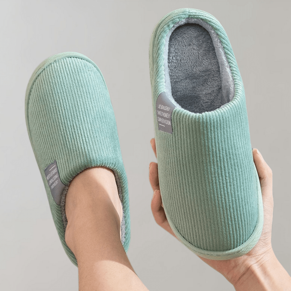 Sunika – Papuci cu Vârful închis Căptușiți cu Fleece Care țin de Cald