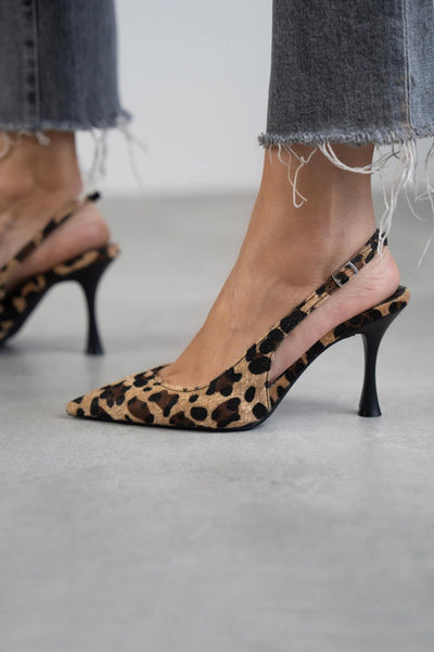 Ania - Pantofi Cu Vârf Ascuțit Si Imprimeu Leopard