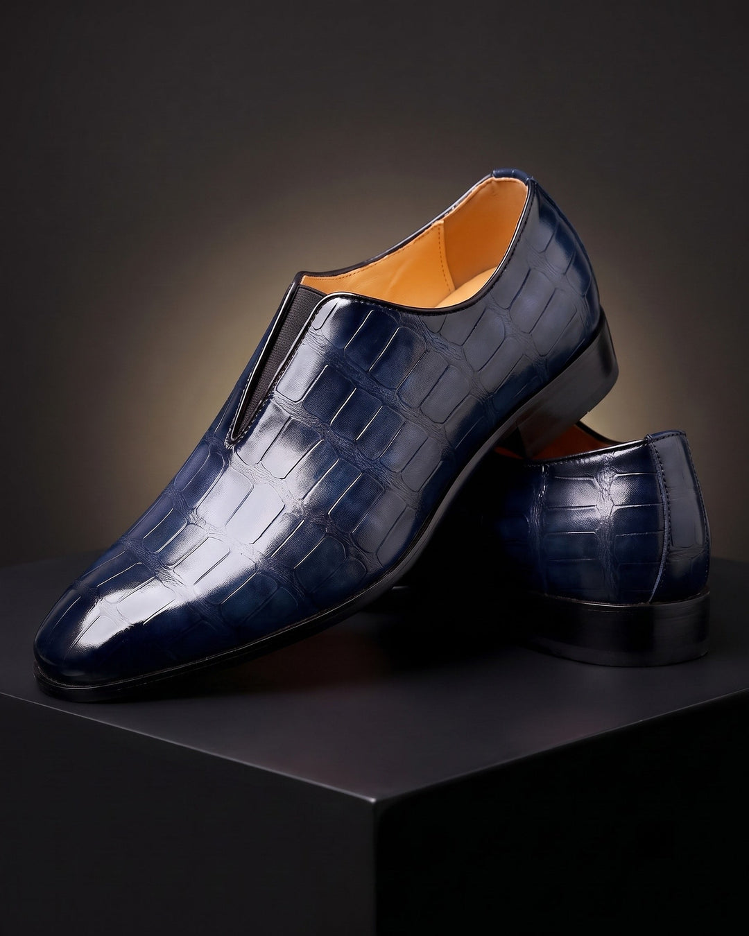 Amphon - Mocasini cu Textură de Crocodil și Model Fără șireturi