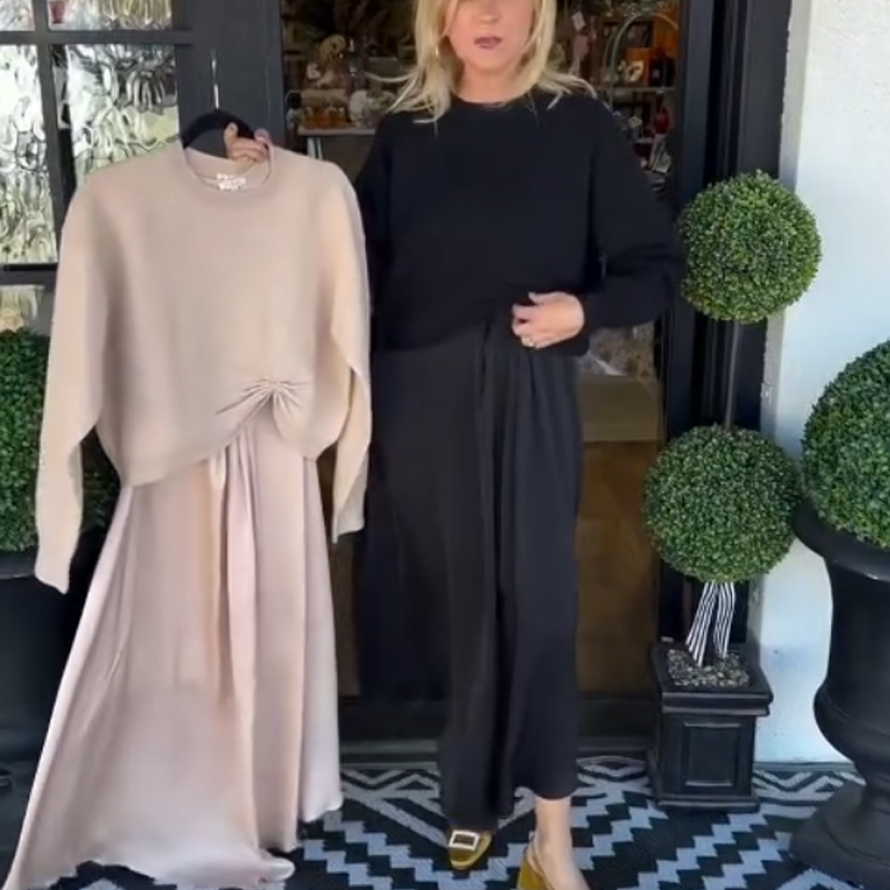 Lilee - Top Cu Nod Răsucit și Rochie Maxi