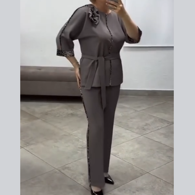 Ivanka - Set Elegant Din Două Piese Cu Imprimeu Leopard