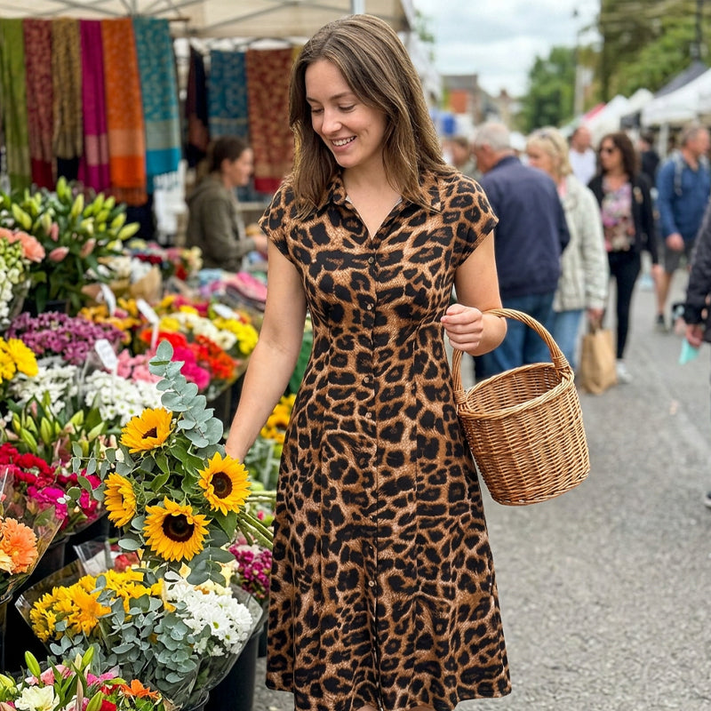 Ameerah – Rochie Elegantă Cu Imprimeu Leopard