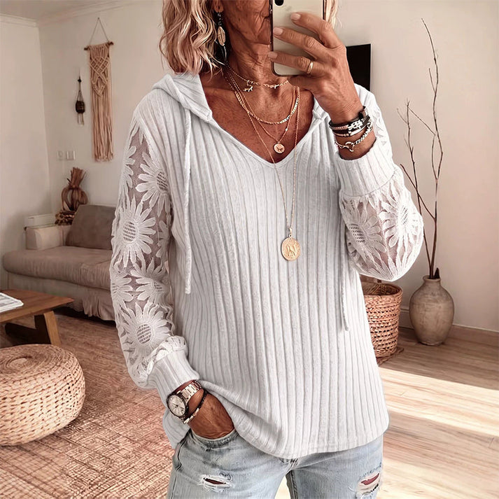 Nemila – Cardigan Elegant Cu Glugă Din Dantelă