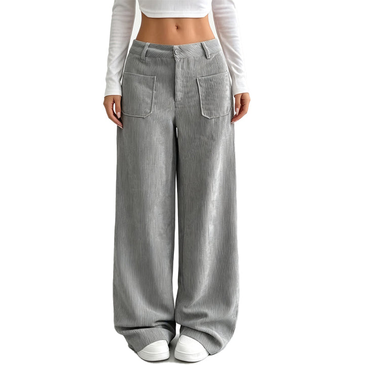 Jina – Pantaloni cu croi larg și buzunare în față