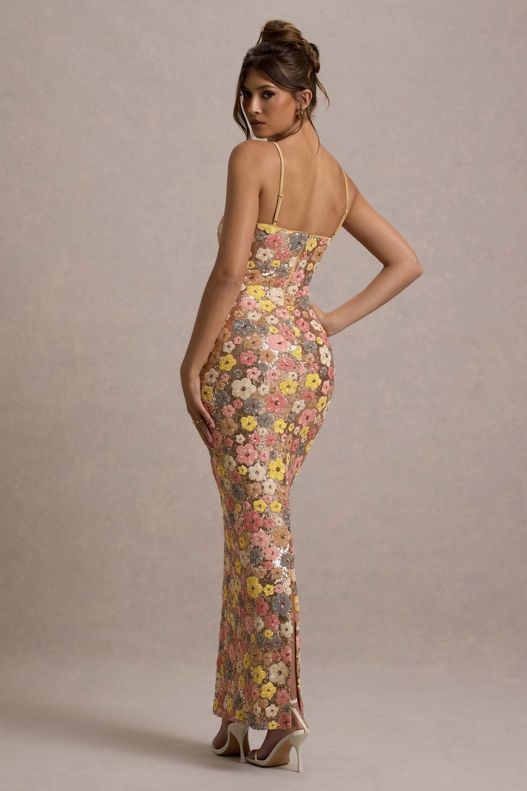 Lolita - Rochie Lungă cu Bretele Subțiri și Imprimeu floral cu Paiete