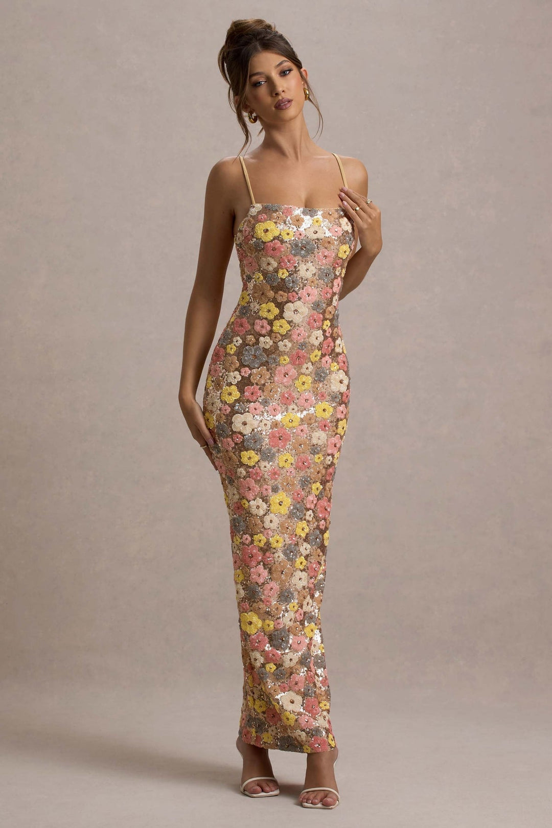 Lolita - Rochie Lungă cu Bretele Subțiri și Imprimeu floral cu Paiete